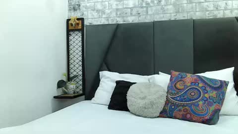 mila_adamss online show from 02/10/25, 10:53