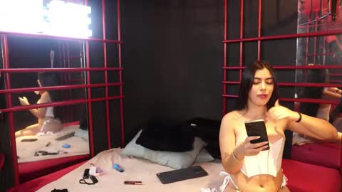 Snapshot of mila_and_nia chatting on 11/02/25, 02:58 Mila and Nia online show from 11/02/25, 02:58