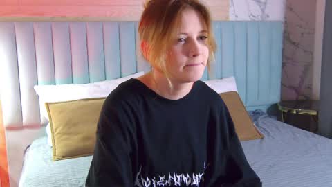 mila_blum online show from 04/10/26, 05:28