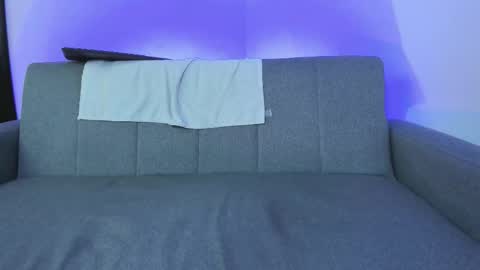 mila  online show from 02/18/26, 09:22