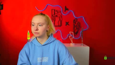 mila_glow online show from 03/27/26, 12:49