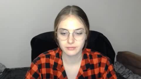 mila_keyy online show from 02/03/26, 09:20