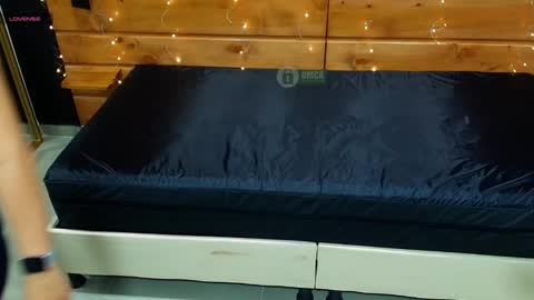 Snapshot of mila_kiitty chatting on 03/03/25, 11:11 Milena online show from 03/03/25, 11:11