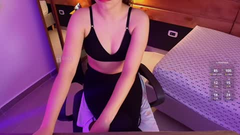 Milena  online show from 05/22/26, 11:27