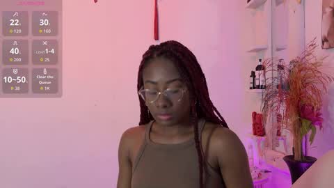 Mila  Max online show from 11/29/25, 12:08