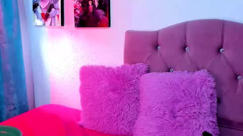 MILA  online show from 01/16/26, 04:33