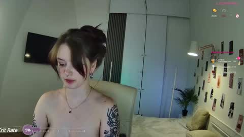 Snapshot of mila_nox chatting on 03/02/25, 05:36 Sasha online show from 03/02/25, 05:36