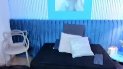 Mila and samy online show from 04/19/26, 06:10