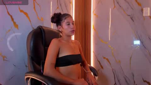 Mila online show from 03/16/26, 05:44