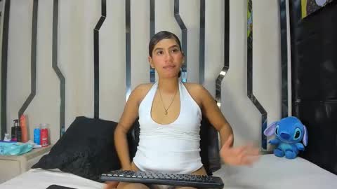 Mila online show from 04/14/26, 01:55