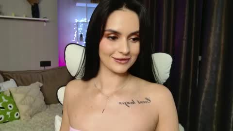 Snapshot of milaasweety chatting on 05/16/26, 07:34 Mila online show from 05/16/26, 07:34