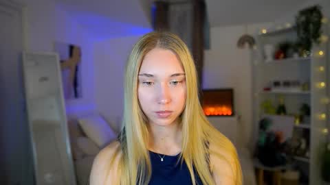 MilaBunny1 online show from 02/13/26, 09:16