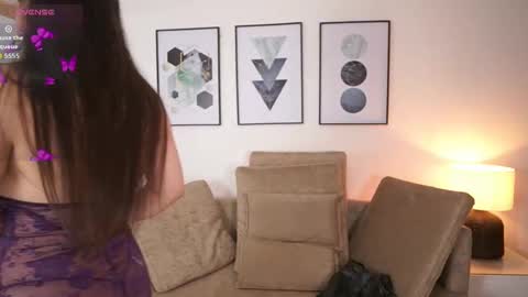 milacrave online show from 09/23/25, 11:57