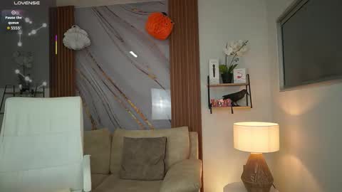 milacrave online show from 10/29/25, 11:34