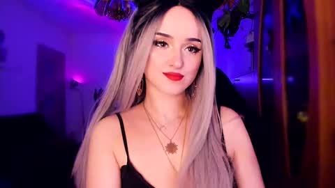 Snapshot of miladyjolie chatting on 01/22/25, 04:13 MiladyJolie online show from 01/22/25, 04:13