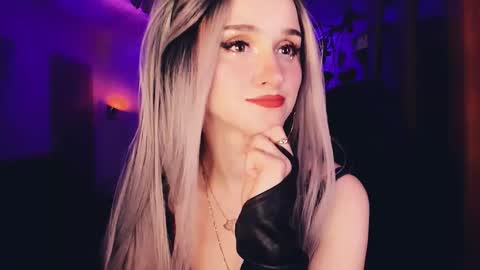 MiladyJolie online show from 09/12/25, 03:17