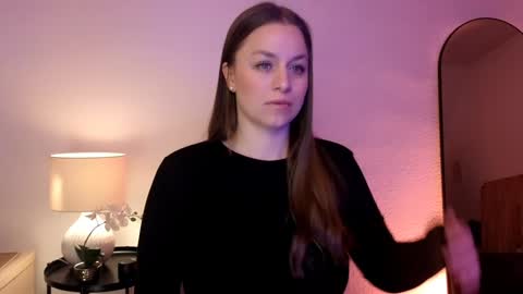 Snapshot of milafleur chatting on 01/30/25, 08:32 Mila Fleur online show from 01/30/25, 08:32