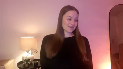Snapshot of milafleur chatting on 01/31/25, 08:32 Mila Fleur online show from 01/31/25, 08:32
