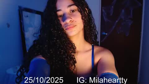 Snapshot of milah_hearrty chatting on 10/25/25, 04:02 Milah online show from 10/25/25, 04:02