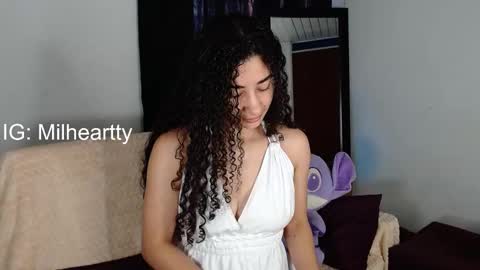 Snapshot of milah_hearrty chatting on 11/10/25, 02:38 Milah online show from 11/10/25, 02:38