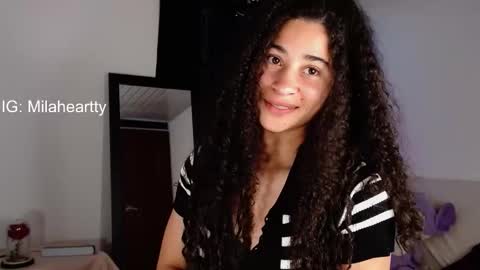 Snapshot of milah_hearrty chatting on 12/13/25, 09:42 Milah online show from 12/13/25, 09:42