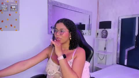 Milenna online show from 09/18/25, 04:14