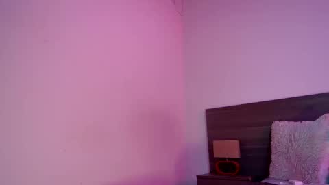 Snapshot of milahot23 chatting on 11/08/25, 08:18 mila online show from 11/08/25, 08:18