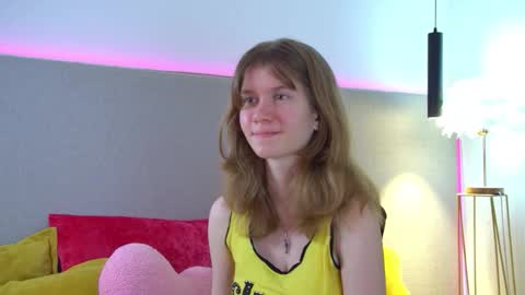 Mila online show from 03/12/26, 06:36