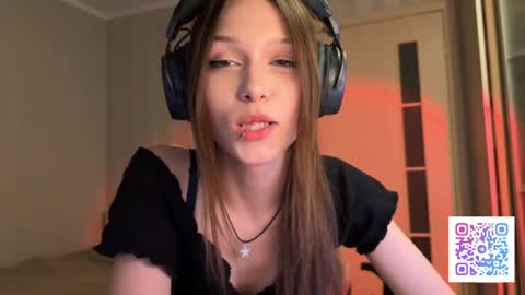 milamiuu online show from 03/08/26, 03:49