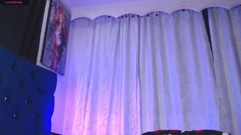 Milan Anxel online show from 04/15/26, 01:23