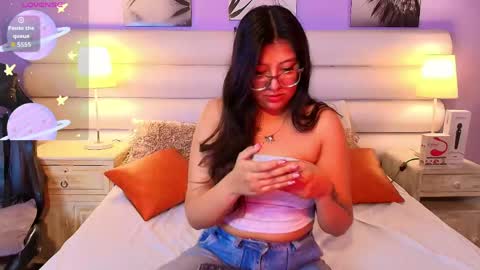 Snapshot of milan_sweetie chatting on 05/28/26, 09:34 milan_sweetie online show from 05/28/26, 09:34