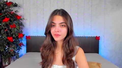 Milana online show from 01/12/25, 01:48