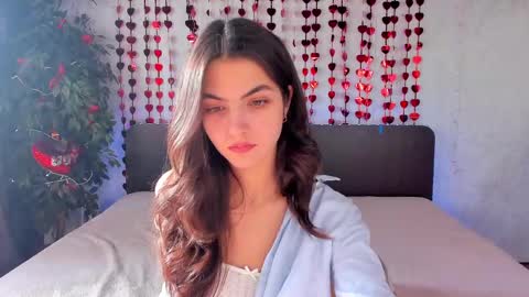 Milana online show from 02/11/25, 11:21