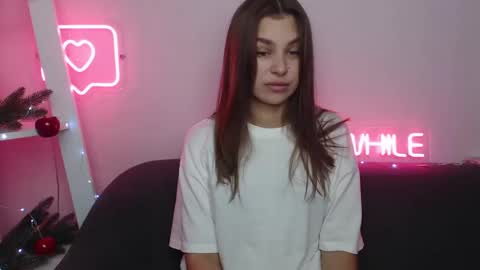 Snapshot of milanaangelas chatting on 12/21/24, 05:47 milanaangelas online show from 12/21/24, 05:47