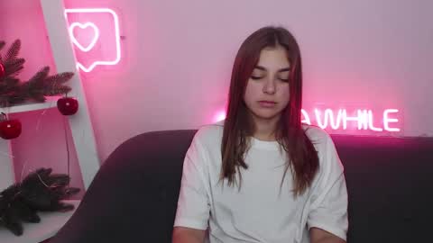 Snapshot of milanaangelas chatting on 12/28/24, 10:03 milanaangelas online show from 12/28/24, 10:03