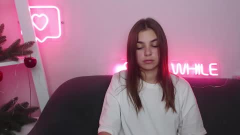 Snapshot of milanaangelas chatting on 12/28/24, 05:46 milanaangelas online show from 12/28/24, 05:46