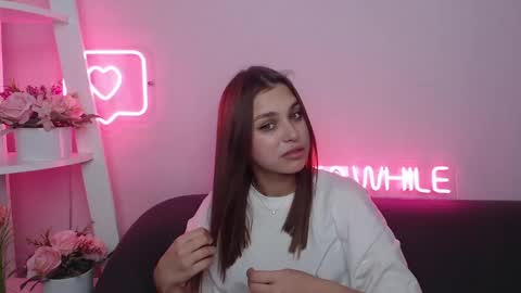 Snapshot of milanaangelas chatting on 01/24/25, 05:53 milanaangelas online show from 01/24/25, 05:53