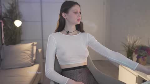 Snapshot of milanabaileys chatting on 02/11/25, 05:29 Milana online show from 02/11/25, 05:29