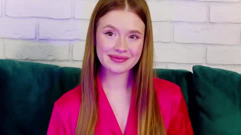 MilanaBalmain online show from 02/05/25, 08:14