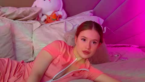 MilanaBalmain online show from 03/03/25, 01:53