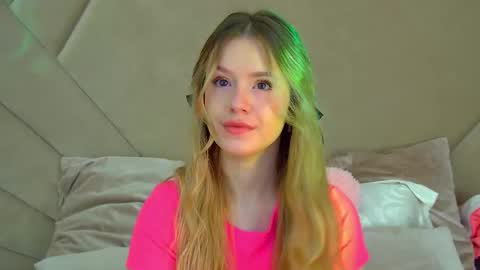 MilanaBalmain online show from 10/13/25, 04:12