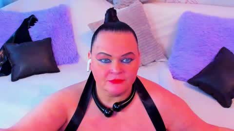 Lana online show from 03/06/25, 12:30