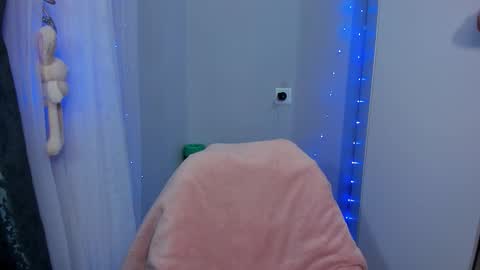 Milana online show from 01/17/26, 06:33