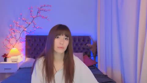 Snapshot of milanahottss chatting on 06/11/26, 05:05 Milana online show from 06/11/26, 05:05