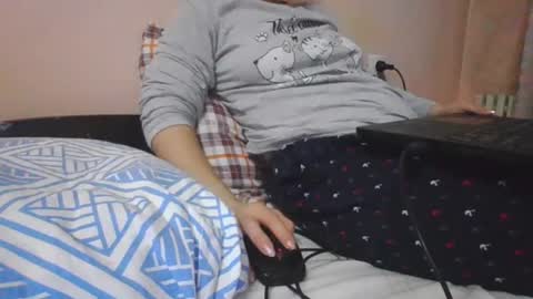 Snapshot of milanako chatting on 01/06/25, 01:52 milanako online show from 01/06/25, 01:52