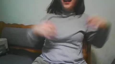 Snapshot of milanako chatting on 02/18/25, 02:38 milanako online show from 02/18/25, 02:38