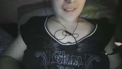 Snapshot of milanako chatting on 02/27/25, 04:10 milanako online show from 02/27/25, 04:10