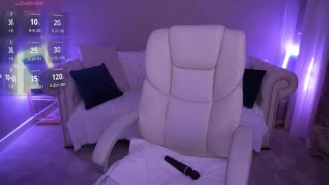 Milana online show from 11/22/25, 02:05