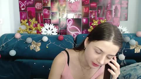 Snapshot of milanaroz chatting on 12/31/24, 09:10 milanaroz online show from 12/31/24, 09:10