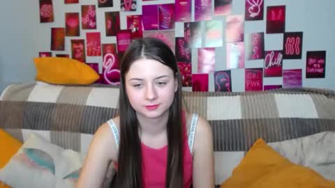 Snapshot of milanaroz chatting on 02/11/25, 08:58 milanaroz online show from 02/11/25, 08:58